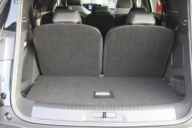 Peugeot 5008 1.6 plug-in Hybrid 195PK GT EXCLUSIVE 7 PERSOONS | PANORAMISCH SCHUIF/KANTEL DAK | FOCAL AUDIO SYSTEM | TREKHAAK MET AFNEEMBARE KOGEL | ELEKTRISCH BEDIENBARE VOORSTOELEN MET GEHEUGEN/MASSAGE FUNCTIE | STOEL/STUUR VERWARMING | NAVIGATIE | DRAADLOZE APPLE C