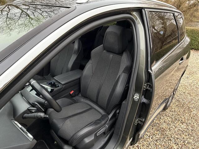 Peugeot 5008 130 PK GT-Line EAT8, Pano, 7P, Trekhaak