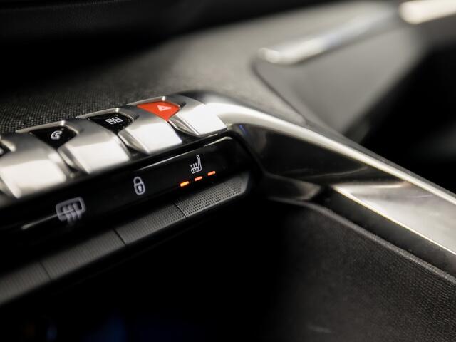 Peugeot 5008 1.2 PureTech Allure Sport 7 Peroons (APPLE CARPLAY, GROOT NAVI, 360 CAMERA, LEDER, STOELVERWARMING, SPORTSTOELEN, GETINT GLAS, ELEK ACHTERKLEP, LANE ASSIST, NIEUWSTAAT)