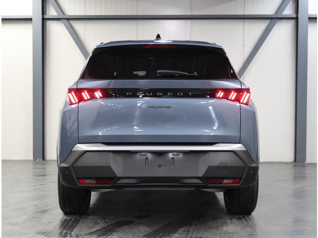 Peugeot 5008 e-5008 Allure Avantage 73 kWh Actie model | Gratis Panoramic Pack | Metaal lak | 360 Vision & Drive Assist |