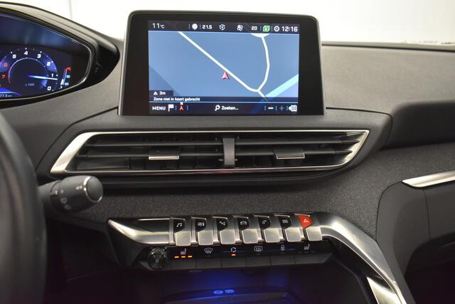 Peugeot 5008 1.2 PureTech BL Premium 7p Avant Panodak Camera EL aKlep Winterpack