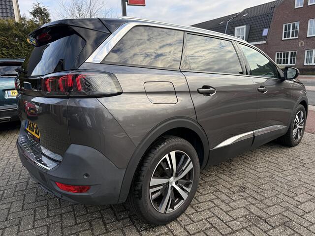 Peugeot 5008 130pk PT Road Trip 7p., Camera | Navi & CarPlay