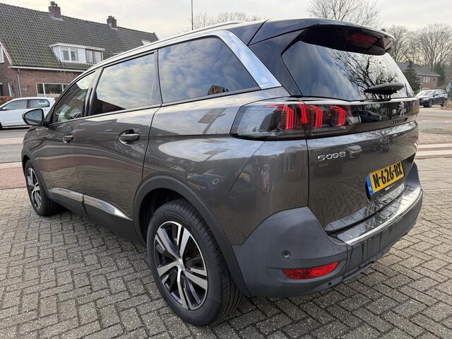 Peugeot 5008 130pk PT Road Trip 7p., Camera | Navi & CarPlay