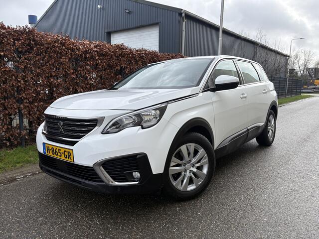 Peugeot 5008 1.2 PureTech Blue Lease Executive / NAVI / 7 PERSOONS / CRUISE