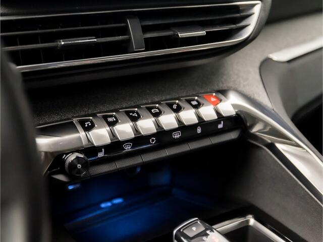 Peugeot 5008 1.2 PureTech Allure 7 Persoons Automaat (APPLE CARPLAY, GROOT NAVI, LEDER, 360 CAMERA, SPORTSTOELEN, STOELVERWARMING, KEYLESS, GETINT GLAS, TREKHAAK, ADAPTIVE CRUISE, NIEUWSTAAT)