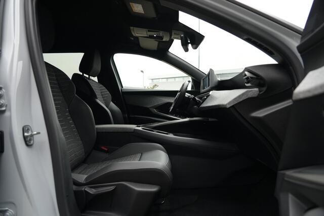 Peugeot 5008 1.2 Hybrid 145 Allure 7p 145pk AppleCarplay/Cruise/Camera