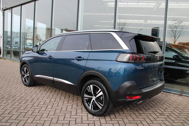 Peugeot 5008 1.2 PureTech 130pk GT Automaat 7-zits Airco Navi Camera Carplay