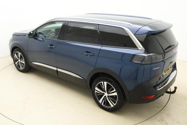 Peugeot 5008 1.2 PureTech Allure 130 PK | Handgeschakeld | Trekhaak | Cruise Control | Climate Control | Navigatie | Mirror Screen | Dealer onderhouden | 1e eigenaar