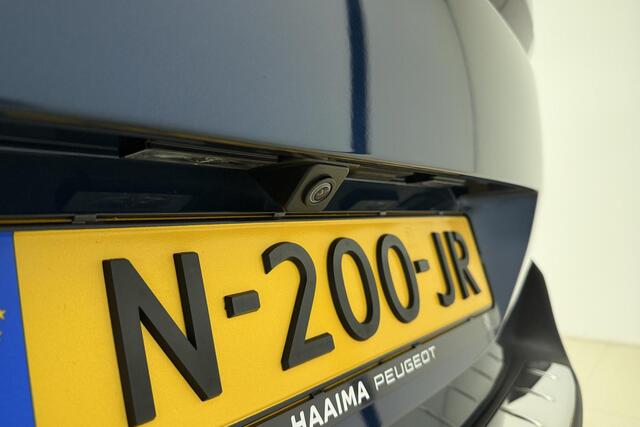 Peugeot 5008 1.2 PureTech Allure 130 PK | Handgeschakeld | Trekhaak | Cruise Control | Climate Control | Navigatie | Mirror Screen | Dealer onderhouden | 1e eigenaar