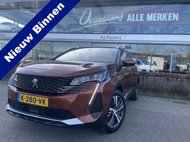 Peugeot 5008 1.2 PureTech Blue Lease Allure 7 Persoons - Airco - Achteruitrijcamera - Navigatiesysteem - Trekhaak - Cruise control - Parkeersensoren voor en achter - Licht metalen velgen 19 inch - Led verlichting - Stuur multifunctioneel - Mistlampen voor - Radio - Re