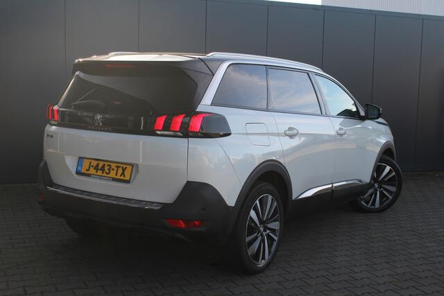 Peugeot 5008 1.2 PureTech Blue Lease Premium Automaat 7 Persoons | Panoramadak | Adaptieve cruise control | Navigatie | Apple Carplay / Android auto | Parkeersensoren rondom | Lichtmetalen velgen | Rijstrooksensor | Keyless entry + start | Rijk uitgevoerde 7 zitter! |