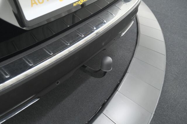 Peugeot 5008 PureTech 130 EAT8 GT Line | 7 Zitplaatsen | Trekhaak | Stoelverwarming | Apple Carplay