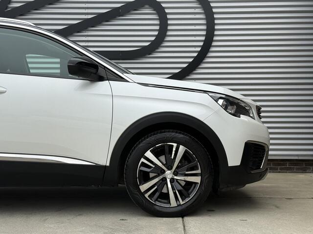 Peugeot 5008 1.2 PureTech Allure 1e Eigenaar|Navi|Clima|Trekhaakl|D-riem v.v in 2021|PDC V+A|Cruise|7-zits|APK tot 02-2027