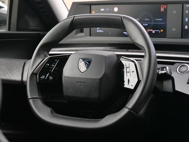 Peugeot 5008 1.2 Hybrid 145 Pk Allure Automaat 7 persoons Apple Carplay / DAB / Camera / Airco achterin