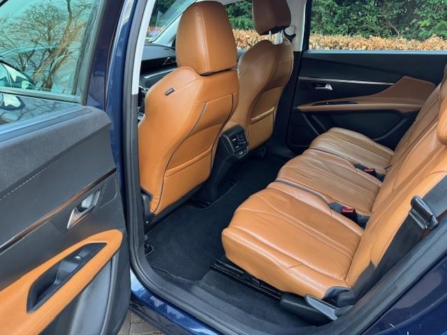 Peugeot 5008 1.2 PURE TECH EXECUTIVE/7 PERSOONS/THAAK/LEER/NAVI/APK