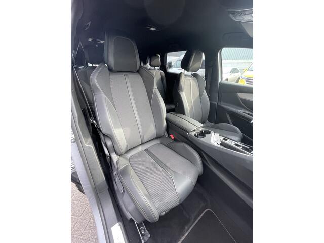 Peugeot 5008 130pk GT (Camera - LED - Keyless Entry - i-cockpit - 7 zits - Parkeersensoren V+A - Adaptieve Cruise Controle - Automatische Airco)
