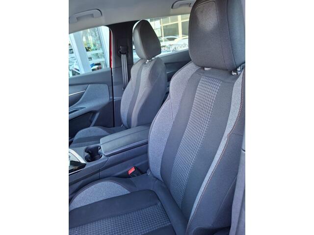 Peugeot 5008 1.2 PT ACTIVE PACK AUTOMAAT 7ZITPL AIRCO CRUISE NAVI PDC.