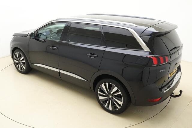 Peugeot 5008 1.2 Turbo Allure 130 Pk | Automaat | Trekhaak | Navigatie | 19-Inch | Elektrische Achterklep | Camera Achter