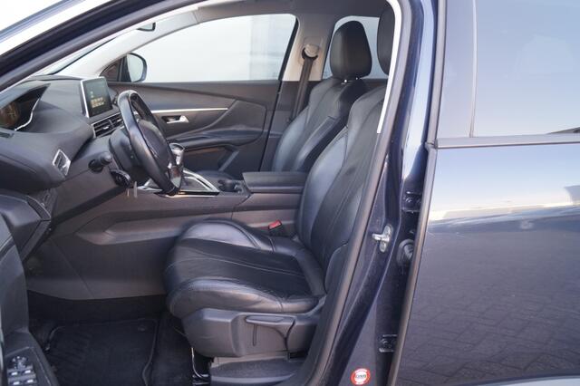 Peugeot 5008 1.2 PureTech 130pk Executive 7-persoons -NW.MOTOR-NAVI-ECC-