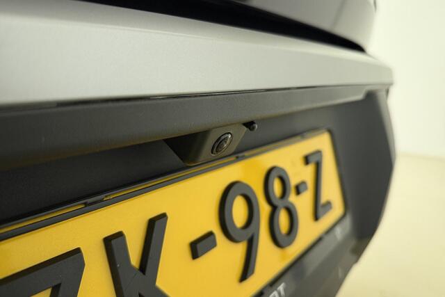 Peugeot 5008 1.2 Hybrid 145 GT Exclusive AGR l Nappa Leder l Elektrisch Verstelbaar + Verwarmd/Massage l Matrix LED l Panoramic View l 360 Vision l ACC l DAB l Wireless Apple Carplay & Android Auto l Bluetooth l PDC l LMV