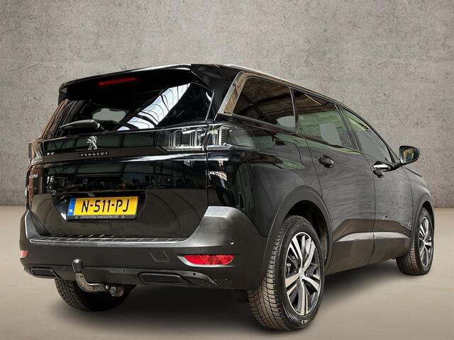 Peugeot 5008 1.2 PureTech Allure 7 Persoons (APPLE CARPLAY, GROOT NAVI, 360 CAMERA, LEDER, SPORTSTOELEN, GETINT GLAS, TREKHAAK, ELEK ACHTERKLEP, NIEUWSTAAT)