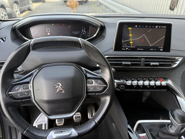 Peugeot 5008 1.2 PureTech GT-Line 7p. Leer/Stof, Dig.Cockpit, Navi, CC, PDC & Cam, LED, LM, nw. APK - Inruil Mogelijk -