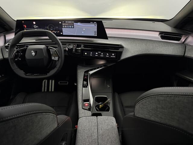 Peugeot 5008 1.2 Hybrid 145 GT 7P Camera, Half leder, Navi, Apple carplay, Rijstrook correctie, Elektrische achterklep, Cruise control, 2 jaar garantie