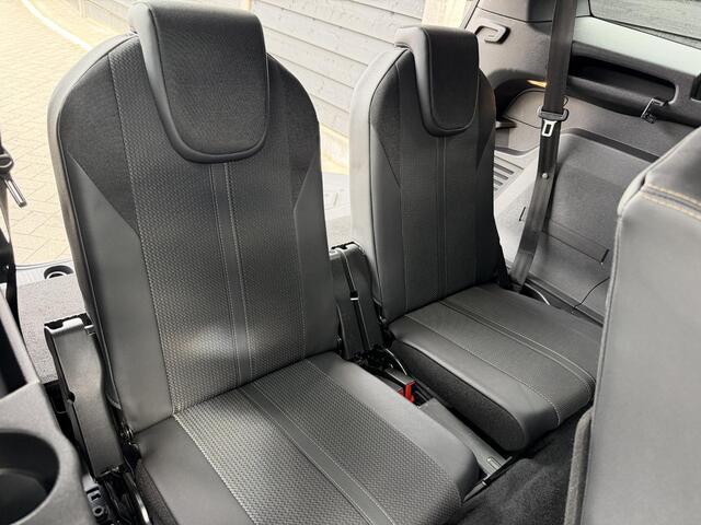 Peugeot 5008 GT 1.2 PureTech 130PK EAT8 Automaat Black Pack, Navigatie, Achteruitrijcamera, Keyless, Stoelverwarming, Elektrische Kofferklep