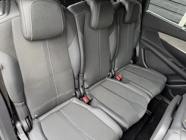 Peugeot 5008 GT 1.2 PureTech 130PK EAT8 Automaat Black Pack, Navigatie, Achteruitrijcamera, Keyless, Stoelverwarming, Elektrische Kofferklep