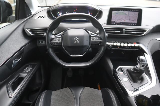 Peugeot 5008 1.2 PureTech Premium NL-Auto!! Pano I Camera I 7-Pers