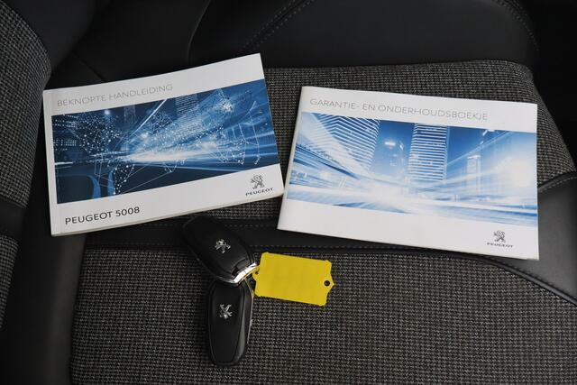 Peugeot 5008 1.2 PureTech Premium NL-Auto!! Pano I Camera I 7-Pers