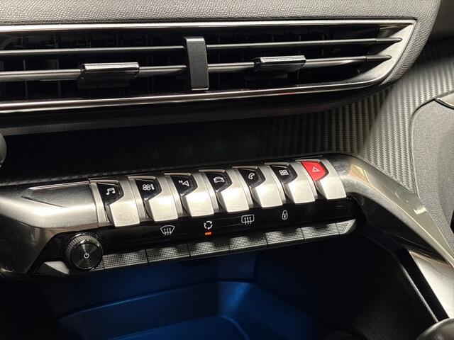 Peugeot 5008 1.2 PureTech Sport 7 Persoons (APPLE CARPLAY, GROOT NAVI, PARKEERSENSOREN, SPORTSTOELEN, GETINT GLAS, LANE ASSIST, NIEUWE APK, NIEUWSTAAT)