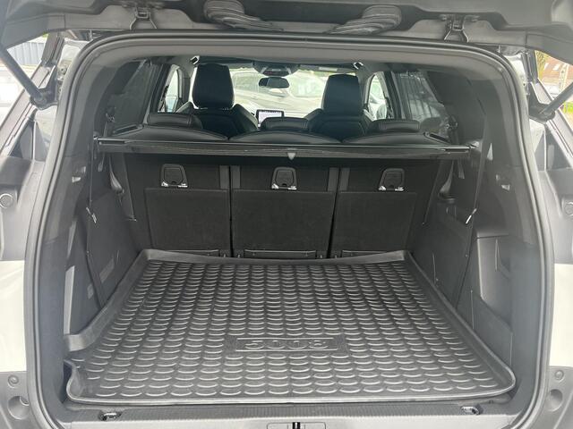 Peugeot 5008 1.2 PureTech GT-Line | NAV. | CAMERA | 7-PERS. | NL-AUTO |