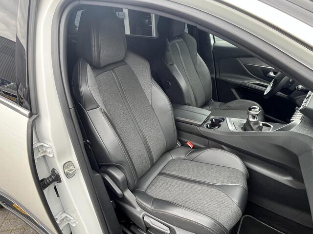 Peugeot 5008 1.2 PureTech GT-Line | NAV. | CAMERA | 7-PERS. | NL-AUTO |