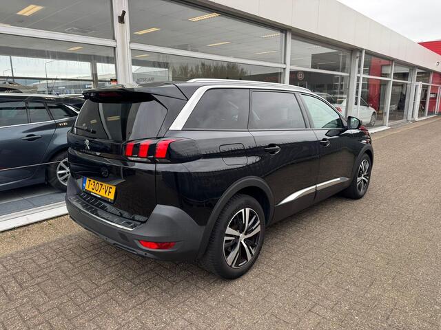 Peugeot 5008 1.2 PureTech Crossway | 7- persoons | Panoramadak | Apple CarPlay | Achteruitrijcamera | Airco | Elektrische ramen | APK tot 31-07-2026 |