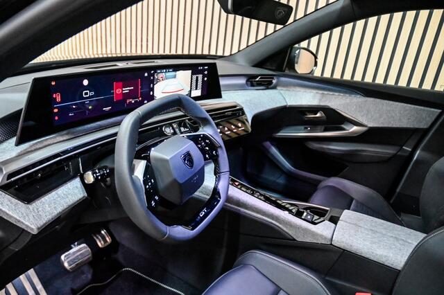 Peugeot 5008 Hybrid 145 GT | 7p | STOELVERWARMING | ACC |