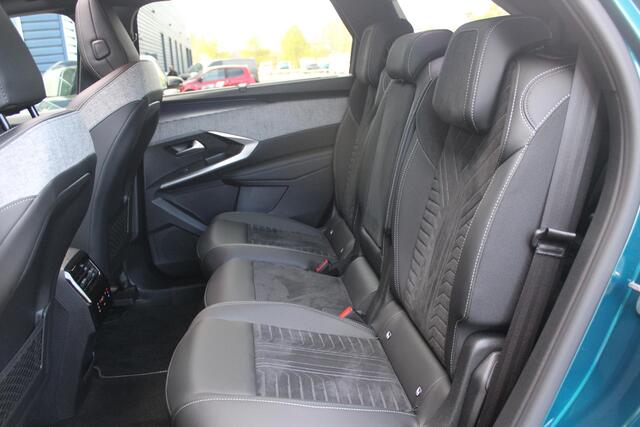 Peugeot 5008 e-5008 LAUNCH EDITION GT 325PK Dual Motor 73 kWh | PANORAMA SCHUIF / KANTELDAK | LEDEREN BEKLEDING NAPPA | ELEKTRISCH VERSTELBARE VOOR STOELEN, MET GEHEUGENFUNCTIE OP BESTUURDERSSTOEL | STOEL VERWARMING | STOEL MASAGE | ACHTERBANK VERWARMING | STUUR VERWA