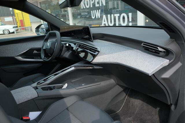 Peugeot 5008 1.2 Hybrid 145pk e-DCS6 GT 7 Persoons | Navi | App Connect | Adaptive Cruise | Panoramadak | Camera | Keyless | Stoelverwarming | Elektrische Achterklep | PDC