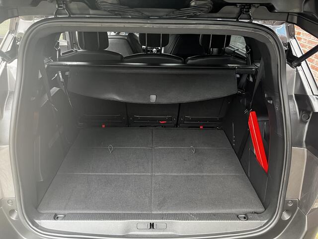 Peugeot 5008 Allure Pack 1.2 Turbo 130pk | CAMERA | STOELVERW. | NAVI | DAKRAILS | CLIMA | DAB+ | CRUISE CONTROL | EXTRA GETINTE RAMEN | 7-PERSOONS |