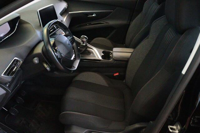 Peugeot 5008 1.2 PureTech Blue Lease Executive | 7 PERS | NAVI | PDC ACHTER | CRUISE | TREKHAAK |