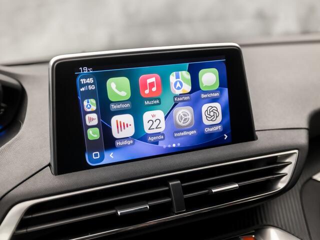 Peugeot 5008 1.2 PureTech Sport 7 Persoons Automaat (APPLE CARPLAY, GROOT NAVI, 360 CAMERA, GETINT GLAS, SPORTSTOELEN, CRUISE, LANE ASSIST, NIEUWE APK, NIEUWSTAAT)