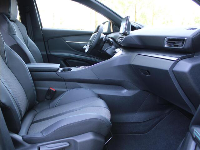 Peugeot 5008 1.2 Hybrid 136 Allure Pack Business | Navi / Camera / Climate