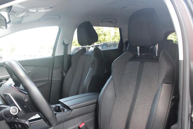 Peugeot 5008 1.6 180PK AUTOMAAT ALLURE PACK BUSINESS | AFNEEMBARE TREKHAAK | CAMERA VOOR + ACHTER | FOCAL AUDIO SYSTEM | ELEKTRISCH BEDIENBARE ACHTERKLEP | DAB+ RADIO | NAVIGATIE | APPLE CARPLAY/ANDROID AUTO | LANE ASSIST | CLIMATE CONTROL | DODEHOEK DETECTIE | CRUIS