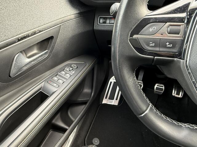 Peugeot 5008 130pk PT Road Trip 7p., Camera | Navi & CarPlay