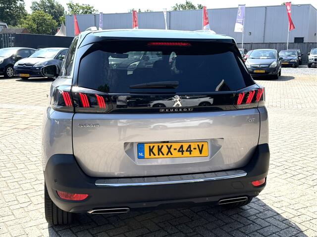 Peugeot 5008 Benzine 130 Pk ** Automaat ** Luxe GT * 7-Persoons * * Adaptive Cruise Control * Navigatie af fabriek + Apple Carplay / Android Auto * Stoelverwarming * 1/2 Lederen interieur * Achteruitrij Camera * Climate Control * Full Led Verlichting * Dod Vingerhoet