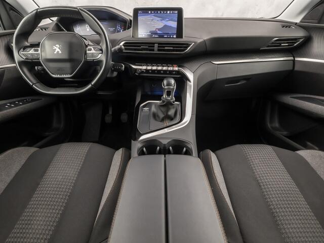 Peugeot 5008 1.2 PureTech Sport 7 Persoons (APPLE CARPLAY, GROOT NAVI, PARKEERSENSOREN, SPORTSTOELEN, CRUISE, LANE ASSIST, NIEUWE APK, NIEUWSTAAT)