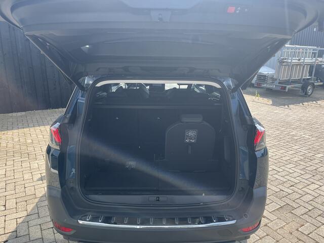 Peugeot 5008 1.5 BlueHDI Allure Pack Business / led / Carplay / Cruise / Camera /7pers