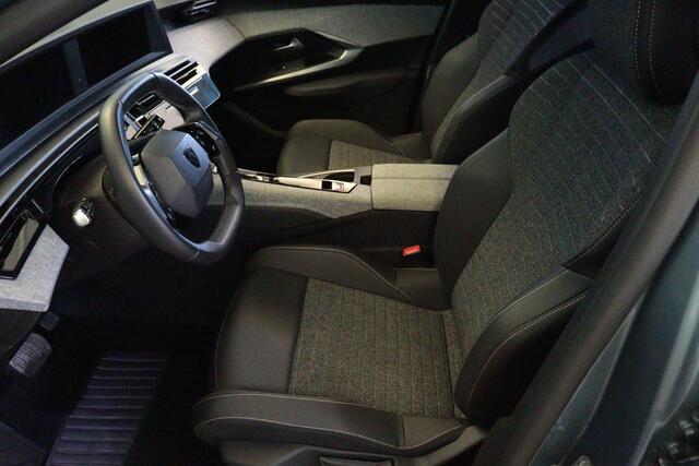 Peugeot 5008 1.2 Hybrid 145 Allure Automaat | 7 PERS | APPCONNECT | CAMERA + PDC | CRUISE | LANE-ASSIST |