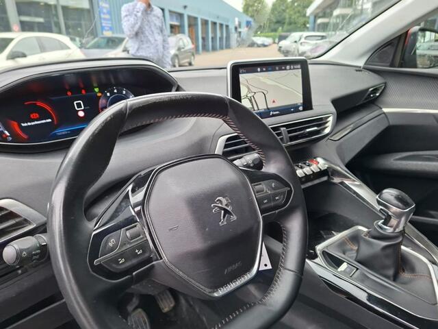 Peugeot 5008 1.2 PURETECH AUTOMAAT ACTIVE AIRCO NAVI LMV 7ZITPL PDC-CAMERA