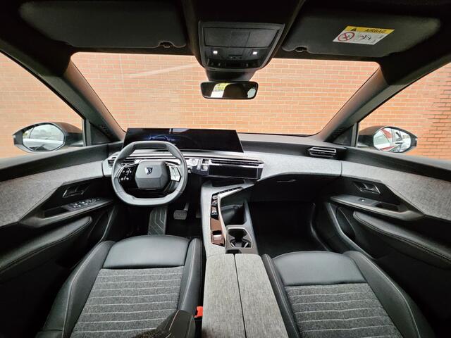 Peugeot 5008 1.2 Hybride 145PK Allure 7 Persoons Navigatie Carplay AGR-Stoele
